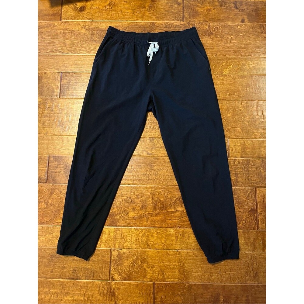 Vuori Men’s Black Performance Jogger Pants – Size XL